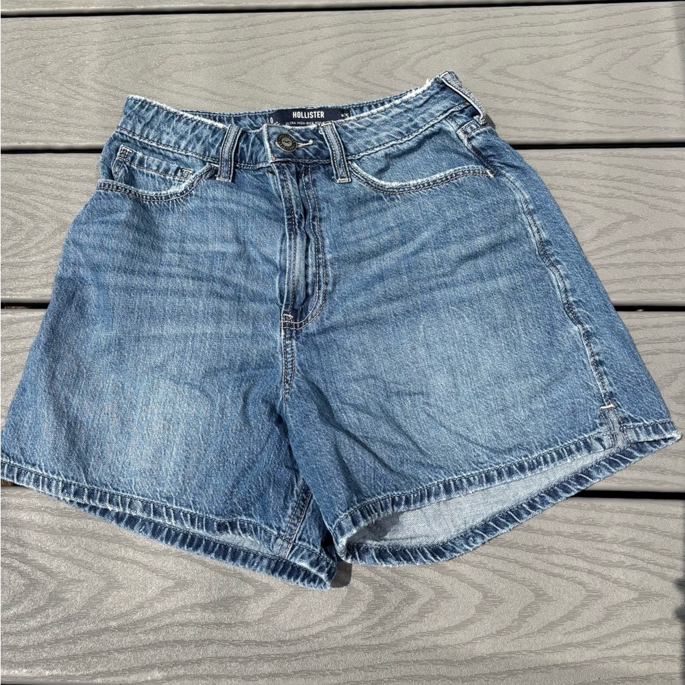 Hollister Women's Classic Blue Jean Shorts